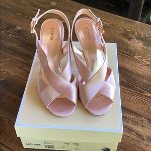 MICHAEL KORS Becky sandal.  Soft pink. 9M